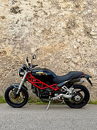 Ducati Monster S2R 800 Bild 2