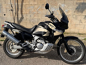 Honda Africa Twin 750 zu verkaufen